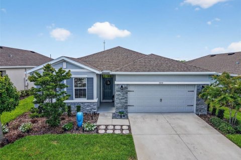 House in Wildwood, Florida 4 bedrooms, 188.68 sq.m. № 1884334 - photo 1