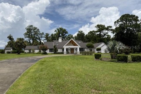 House in Ocala, Florida 5 bedrooms, 397.34 sq.m. № 2297072