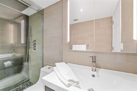 Купить кондоминиум в Майами-Бич, Флорида 3 спальни, 114.27м2, № 2061498 - фото 20