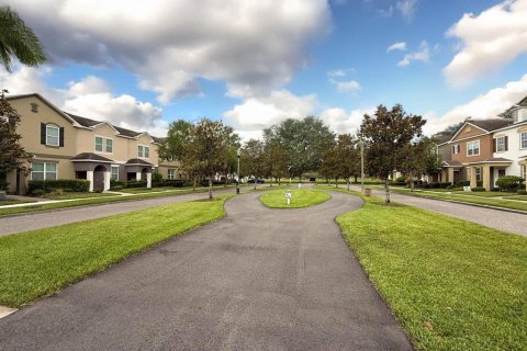Touwnhouse à vendre à Windermere, Floride: 3 chambres, 141.21 m2 № 1812666 - photo 2