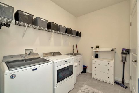 Villa ou maison à vendre à Plant City, Floride: 4 chambres, 259.57 m2 № 1666356 - photo 15