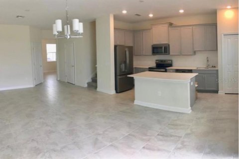 Adosado en alquiler en Kissimmee, Florida, 3 dormitorios, 155.52 m2 № 1893647 - foto 3