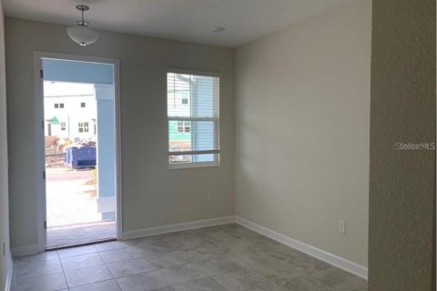 Adosado en alquiler en Kissimmee, Florida, 3 dormitorios, 155.52 m2 № 1893647 - foto 2