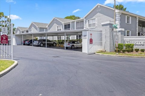 Condo in Hudson, Florida, 2 bedrooms № 2223165