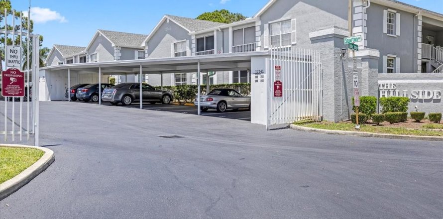 Condo in Hudson, Florida, 2 bedrooms  № 2223165