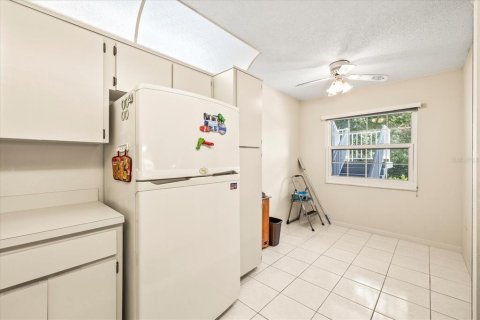 Condo in Hudson, Florida, 2 bedrooms  № 2223165 - photo 7