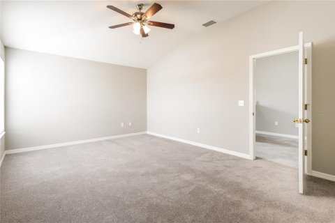 Casa en alquiler en New Port Richey, Florida, 5 dormitorios, 205.59 m2 № 1885097 - foto 6