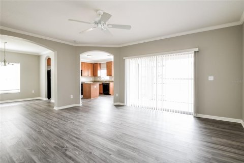 Casa en alquiler en New Port Richey, Florida, 5 dormitorios, 205.59 m2 № 1885097 - foto 3