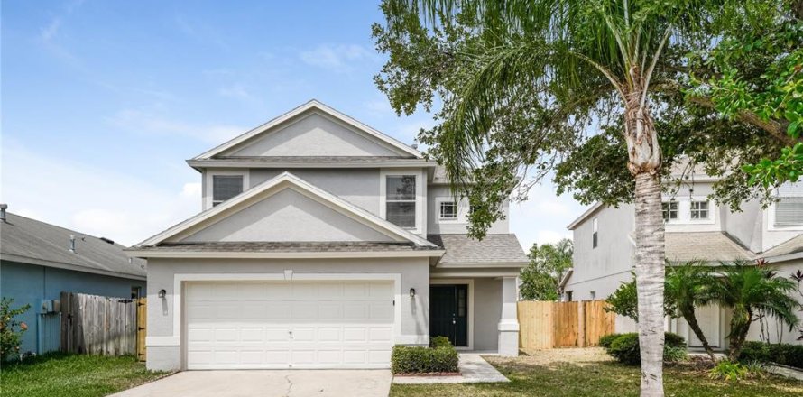 Casa en New Port Richey, Florida 5 dormitorios, 205.59 m2 № 1885097