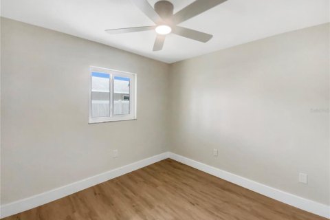 Villa ou maison à vendre à Sarasota, Floride: 3 chambres, 92.44 m2 № 1619261 - photo 13