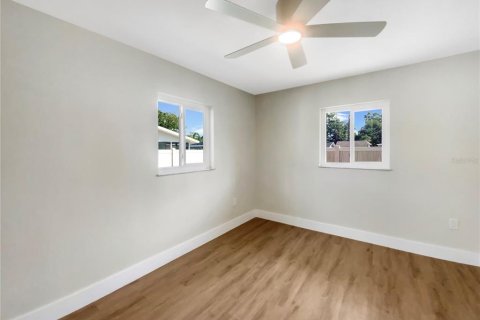 Villa ou maison à vendre à Sarasota, Floride: 3 chambres, 92.44 m2 № 1619261 - photo 5