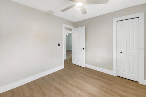 Villa ou maison à vendre à Sarasota, Floride: 3 chambres, 92.44 m2 № 1619261 - photo 14