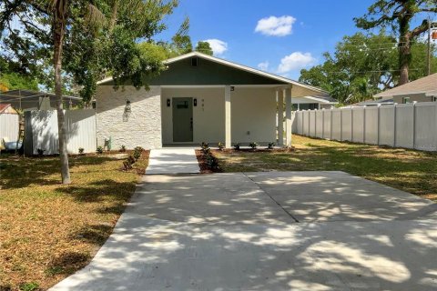 Villa ou maison à vendre à Sarasota, Floride: 3 chambres, 92.44 m2 № 1619261 - photo 22