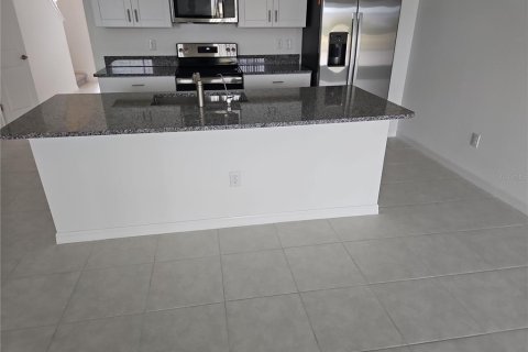 Touwnhouse à louer à Land O' Lakes, Floride: 3 chambres, 148.74 m2 № 1831787 - photo 8