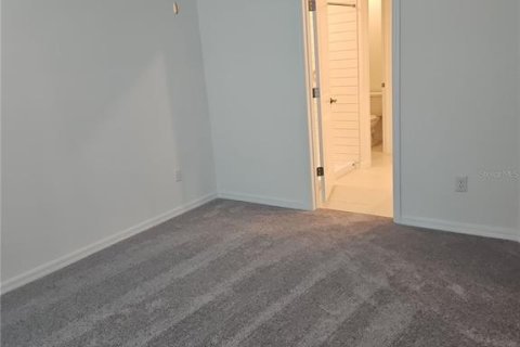 Touwnhouse à louer à Land O' Lakes, Floride: 3 chambres, 148.74 m2 № 1831787 - photo 15