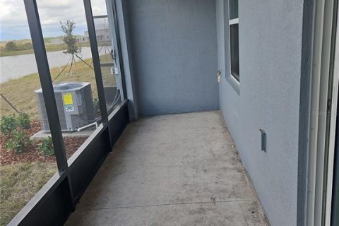 Touwnhouse à louer à Land O' Lakes, Floride: 3 chambres, 148.74 m2 № 1831787 - photo 23