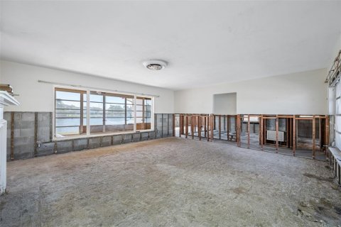House in Saint Pete Beach, Florida 3 bedrooms, 206.61 sq.m. № 2230549 - photo 6