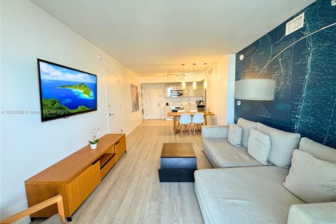 Copropriété à louer à Hallandale Beach, Floride: 1 chambre, 106.84 m2 № 2018808 - photo 3