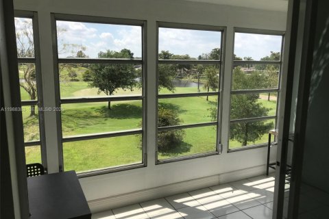 Condo in Davie, Florida, 1 bedroom  № 2050453 - photo 6