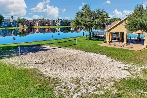 Condo in Tampa, Florida, 2 bedrooms № 2110241 - photo 16