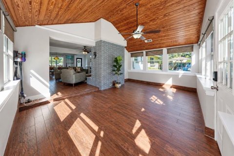 Villa ou maison à vendre à Dover, Floride: 4 chambres, 259.38 m2 № 2432742 - photo 30