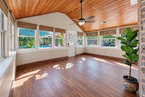 Villa ou maison à vendre à Dover, Floride: 4 chambres, 259.38 m2 № 2432742 - photo 28