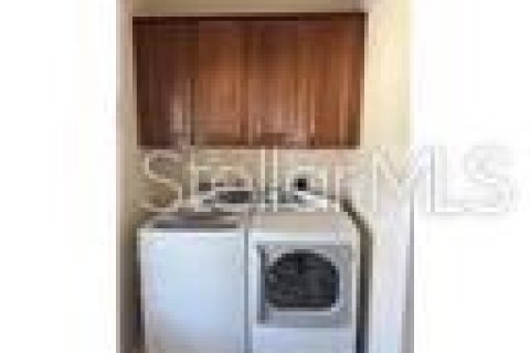 House in Crystal River, Florida 3 bedrooms, 159.23 sq.m. № 1795213 - photo 27