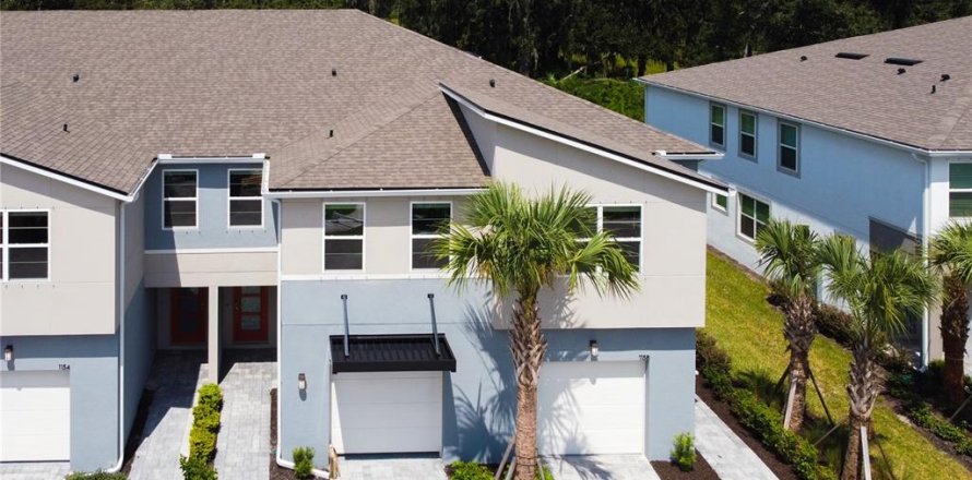 Townhouse in Brandon, Florida 3 bedrooms, 182.37 sq.m. № 2399149