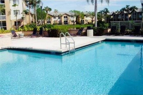 Condo in Coral Springs, Florida, 3 bedrooms  № 1806245 - photo 19