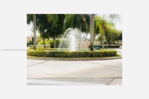 Condo in Coral Springs, Florida, 3 bedrooms  № 1806245 - photo 20