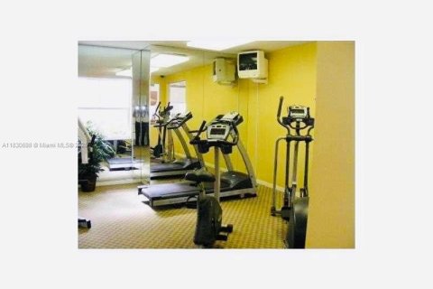 Condo in Coral Springs, Florida, 3 bedrooms  № 1806245 - photo 21
