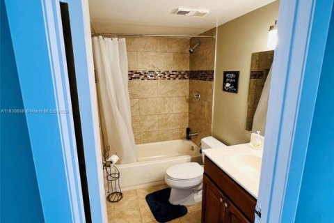 Condo in Coral Springs, Florida, 3 bedrooms  № 1806245 - photo 12