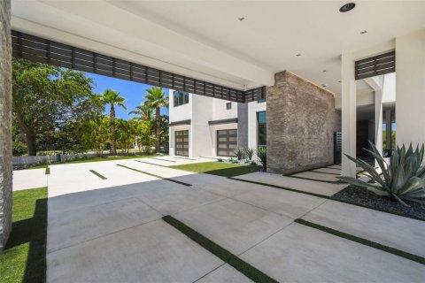 Casa en venta en Port Richey, Florida, 5 dormitorios, 500.74 m2 № 1769686 - foto 8