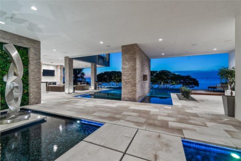 Casa en venta en Port Richey, Florida, 5 dormitorios, 500.74 m2 № 1769686 - foto 10