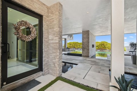 Casa en venta en Port Richey, Florida, 5 dormitorios, 500.74 m2 № 1769686 - foto 12
