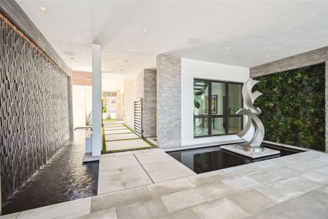 Casa en venta en Port Richey, Florida, 5 dormitorios, 500.74 m2 № 1769686 - foto 11