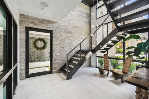 Casa en venta en Port Richey, Florida, 5 dormitorios, 500.74 m2 № 1769686 - foto 14