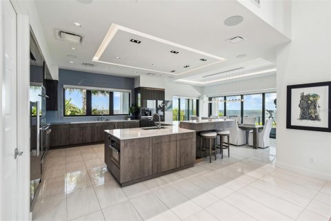 Casa en venta en Port Richey, Florida, 5 dormitorios, 500.74 m2 № 1769686 - foto 22