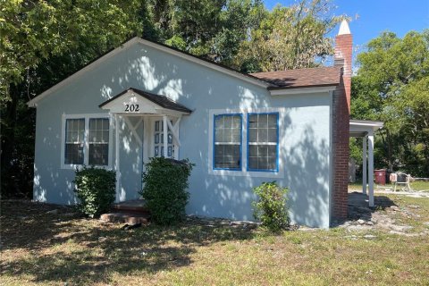 Commercial property in Orlando, Florida 6 bedrooms, 217.95 sq.m. № 1169152 - photo 1