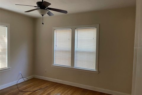 Commercial property in Orlando, Florida 6 bedrooms, 217.95 sq.m. № 1169152 - photo 6