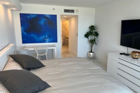 Снять в аренду кондоминиум в Майами-Бич, Флорида 2 спальни, 110.55м2, № 2081029 - фото 22