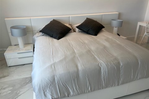 Снять в аренду кондоминиум в Майами-Бич, Флорида 2 спальни, 110.55м2, № 2081029 - фото 20