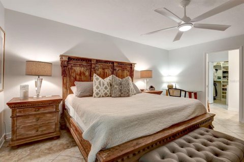 Condo in Bradenton, Florida, 2 bedrooms  № 1905449 - photo 16