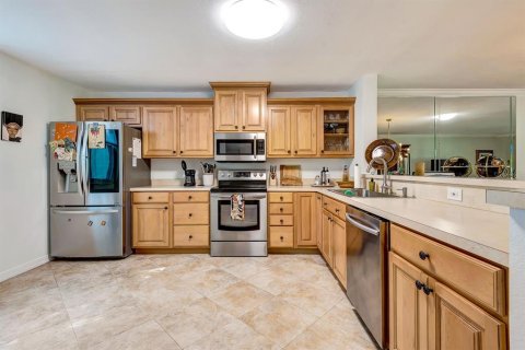 Condo in Bradenton, Florida, 2 bedrooms  № 1905449 - photo 14