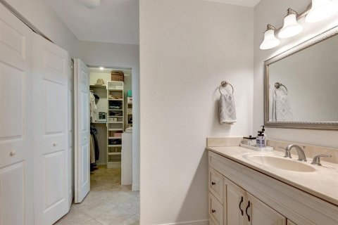 Condo in Bradenton, Florida, 2 bedrooms  № 1905449 - photo 20
