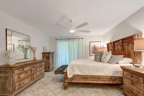 Condo in Bradenton, Florida, 2 bedrooms  № 1905449 - photo 19