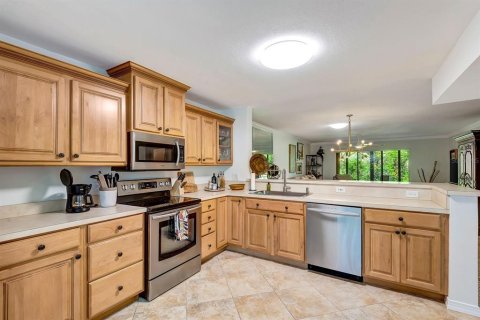 Condo in Bradenton, Florida, 2 bedrooms  № 1905449 - photo 12