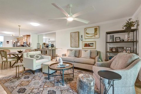 Condo in Bradenton, Florida, 2 bedrooms  № 1905449 - photo 6