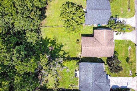 House in Orlando, Florida 3 bedrooms, 95.22 sq.m. № 1757910 - photo 25