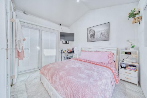 Купить виллу или дом в Майами, Флорида 5 спален, 171.59м2, № 2030087 - фото 28